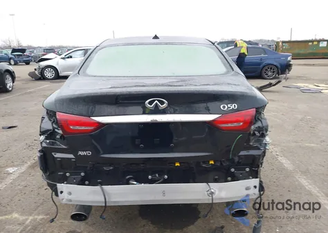 2024 Infiniti Q50 Luxe Awd z USA, uszkodzony, nr VIN JN1EV7BR1RM631361